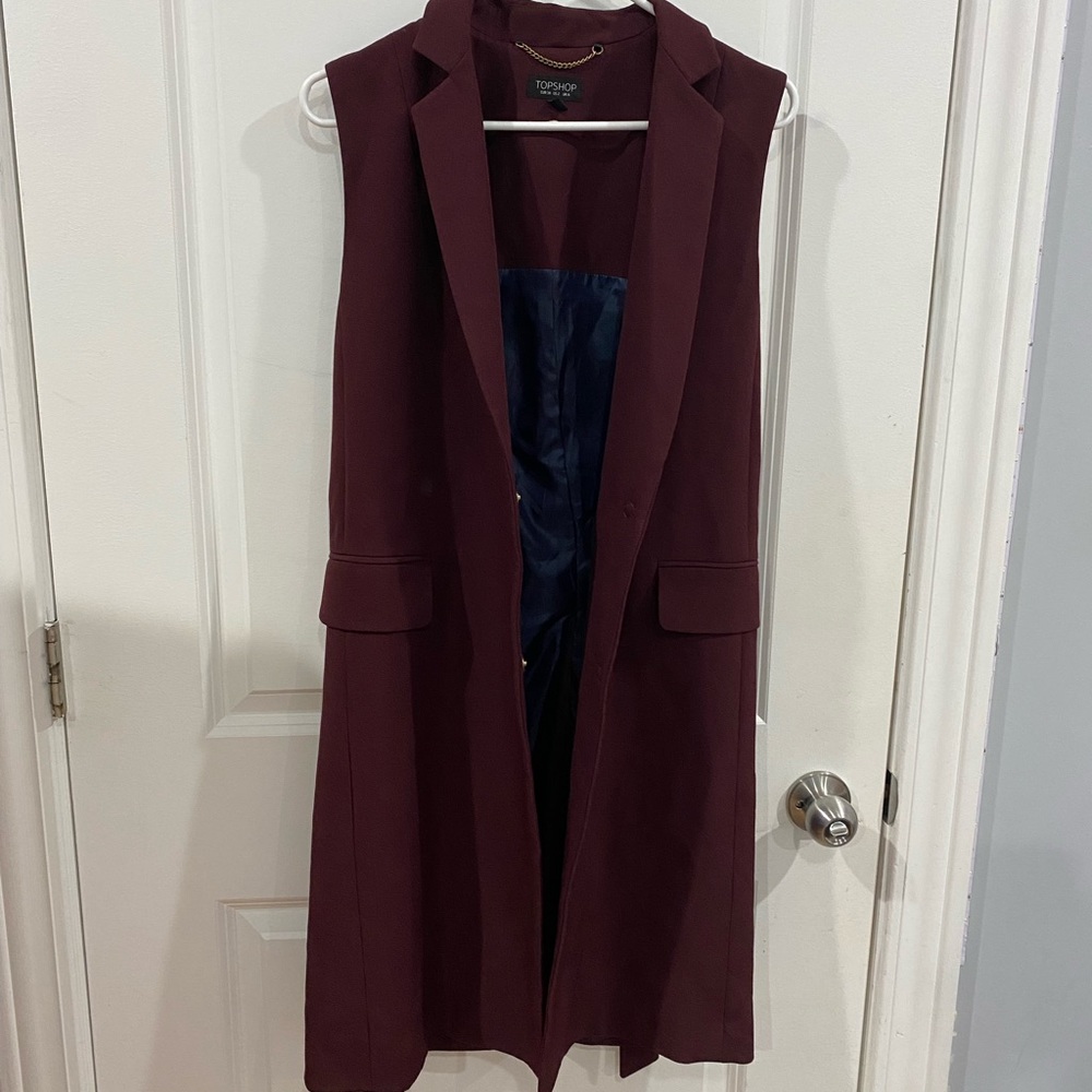Burgundy belted vest - Picture 7 of 8